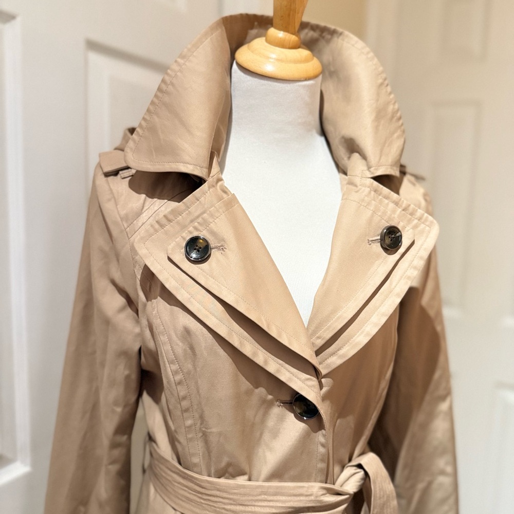 London Fog hooded Trench Coat NWOT - Picture 2 of 10